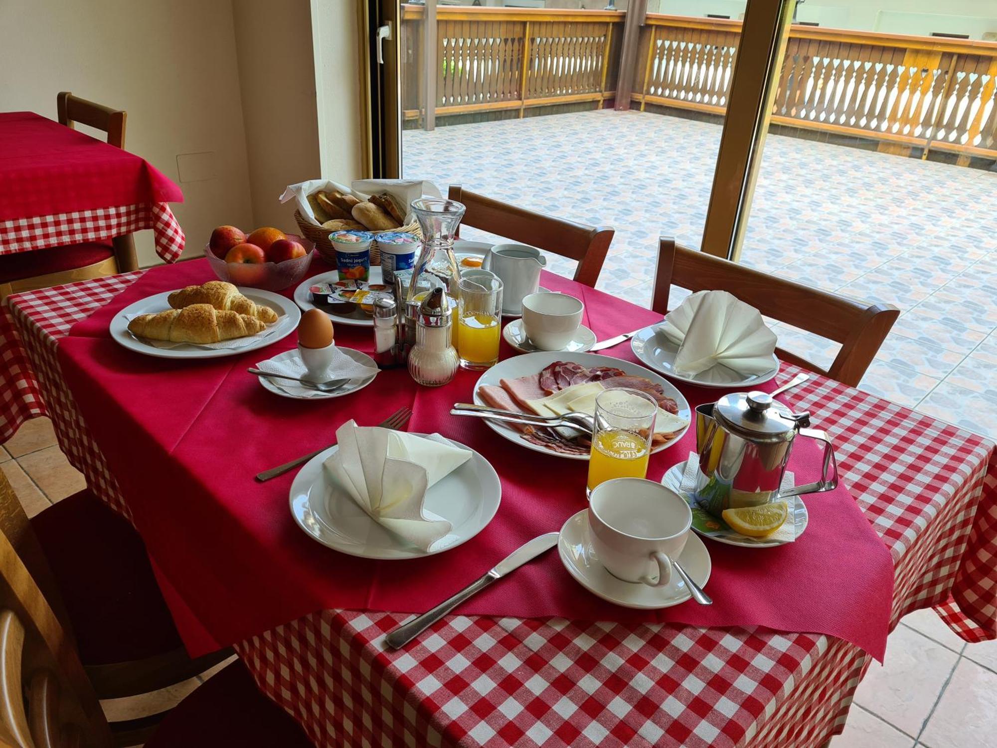 Bed and Breakfast Gostilna Batist Bohinjska Bela Zewnętrze zdjęcie